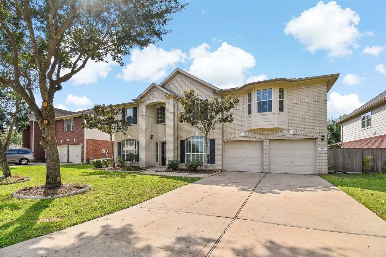 8019 Spring Bluebonnet Dr - Photo 2 of 50