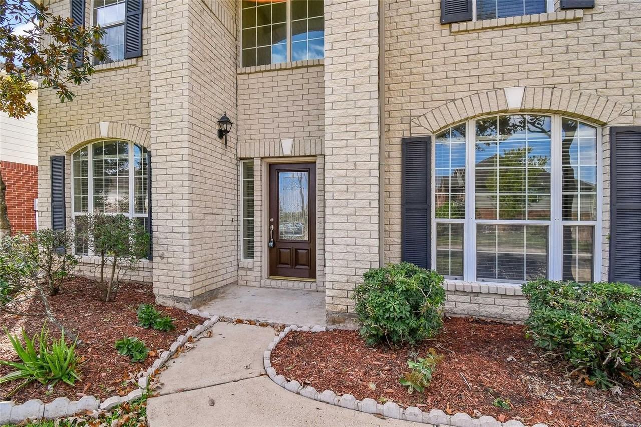 8019 Spring Bluebonnet Dr - Photo 3 of 50