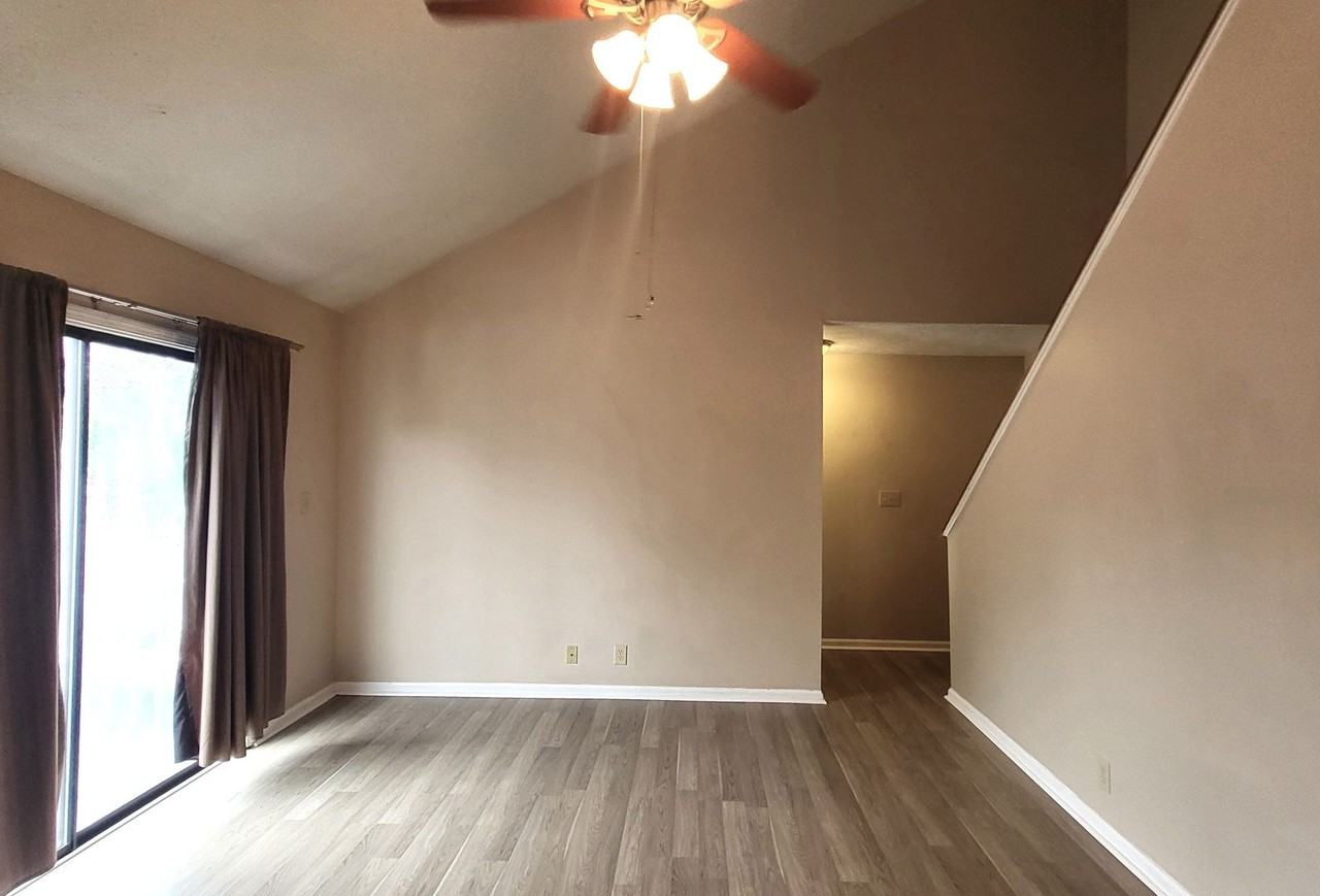 502 Oak Circle Dr #C6 - Photo 3 of 11