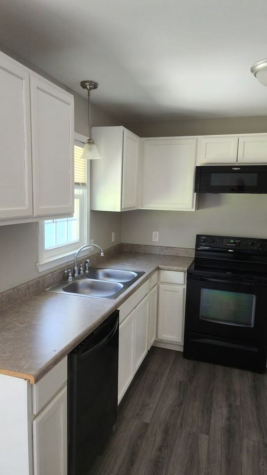 303A Alice Dr - Photo 3 of 12