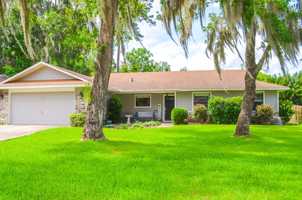 featured image of 10930 Nw 35th Pl