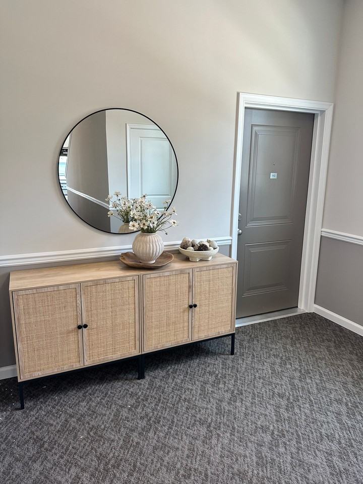 Easton Avenue Apartments - Photo 2 of 15