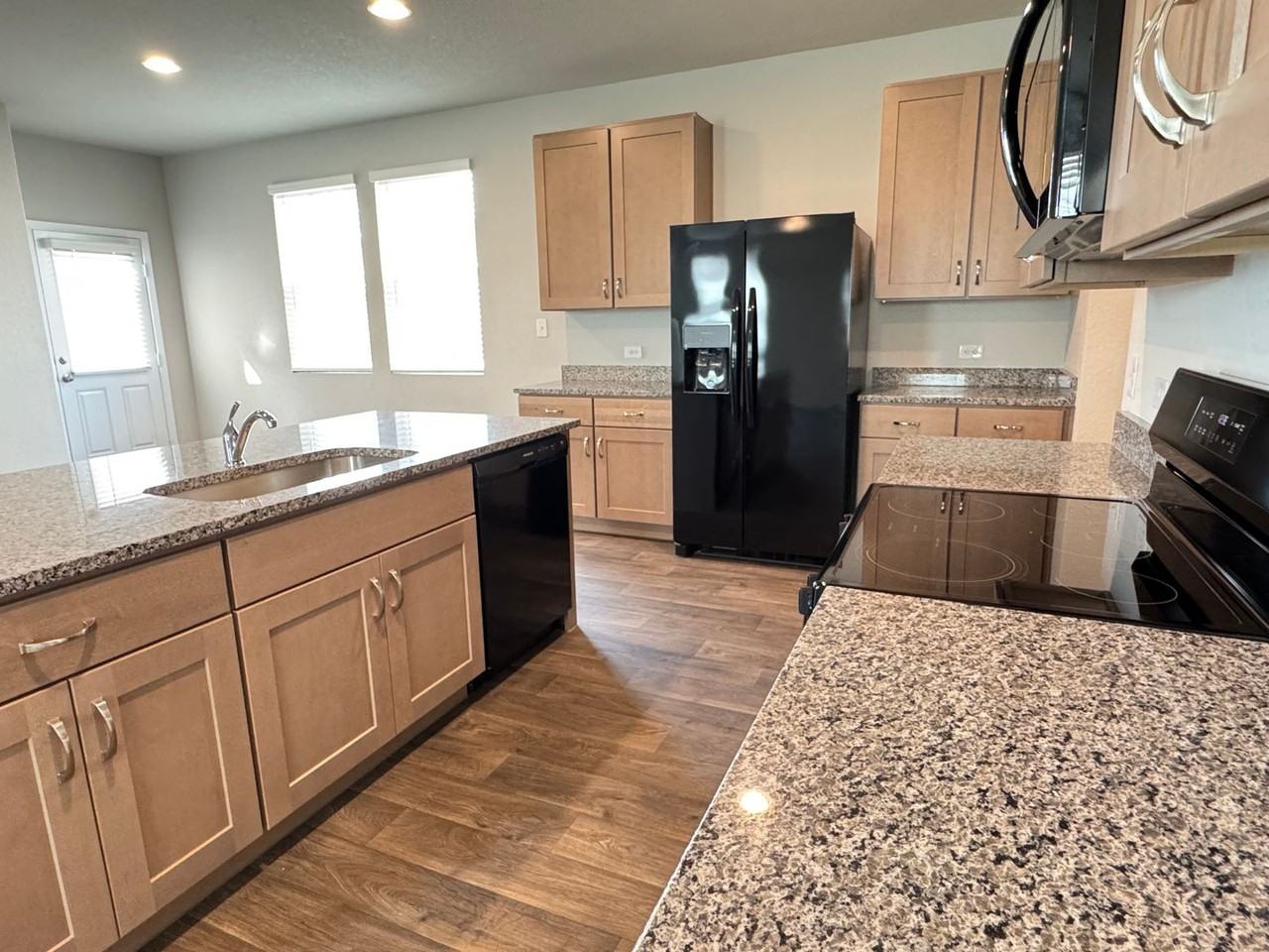 13203 Meersbook Rd - Photo 4 of 28