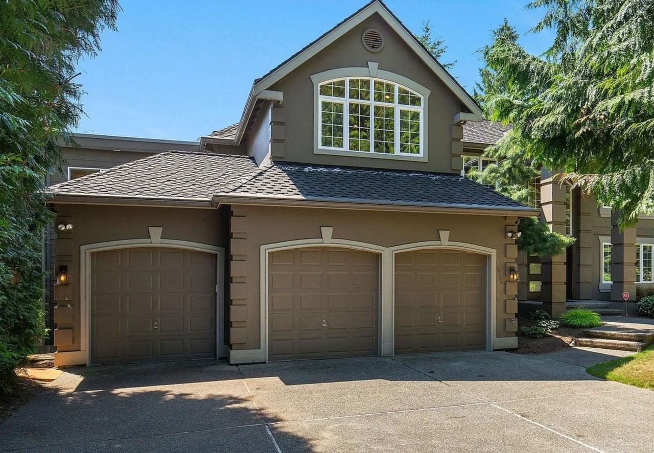 16759 Southeast 48th Place - Photo 3 of 24