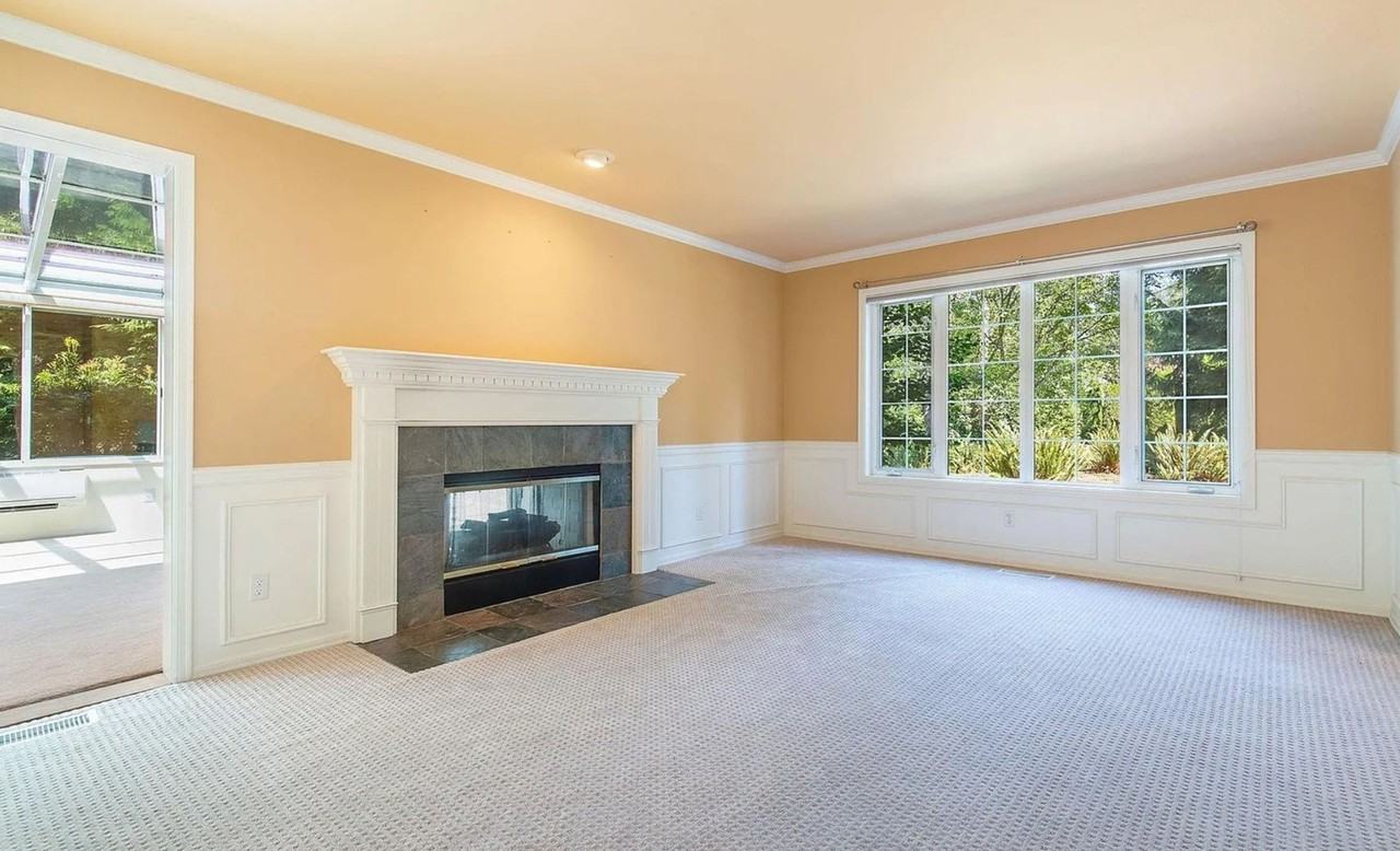 16759 Southeast 48th Place - Photo 6 of 24