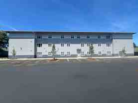 Beautiful 1, 2 and 3 bedroom homes available near Clark College! - Photo 1 of 1