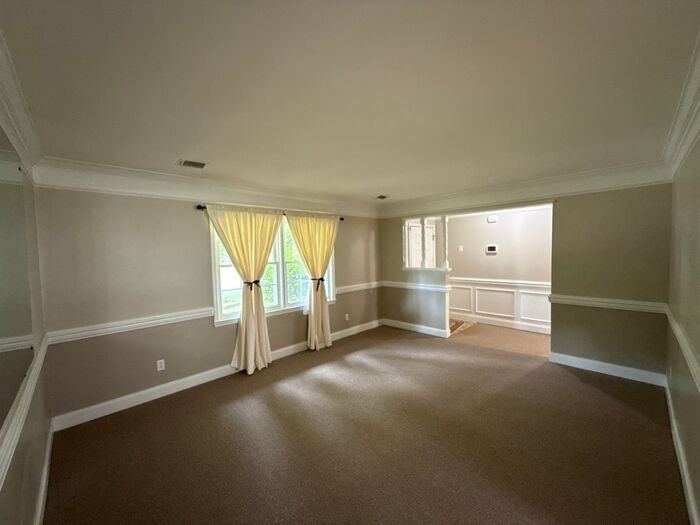 118 Manning Dr - Photo 3 of 22