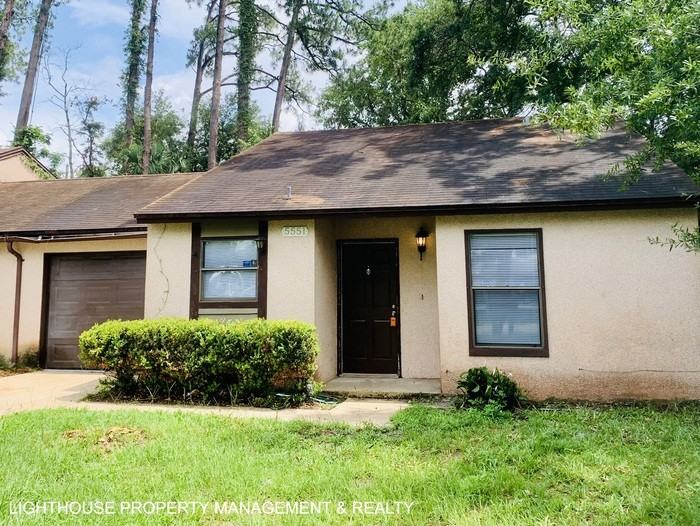5551 Community Oaks Ct - Photo 2 of 26