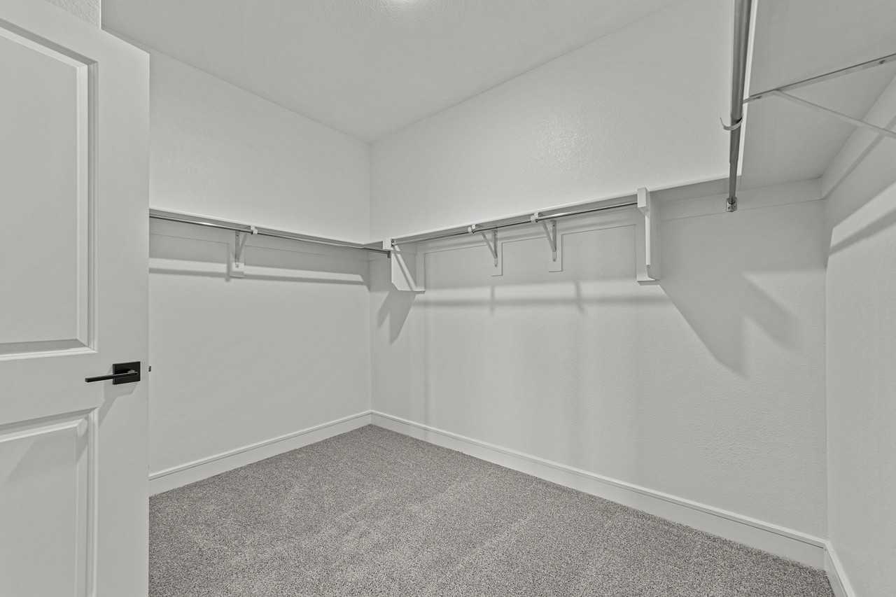 512 Sunflower Trl #NA - Photo 3 of 16