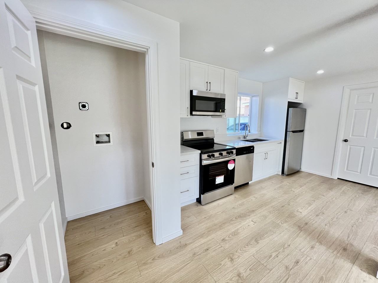 3118 1/2 W 109th St #3-4 - Photo 2 of 19