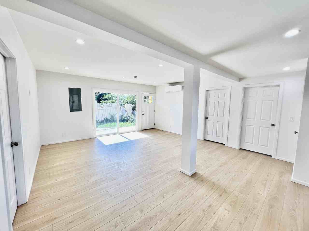 3118 1/2 W 109th St #3-4 - Photo 5 of 19