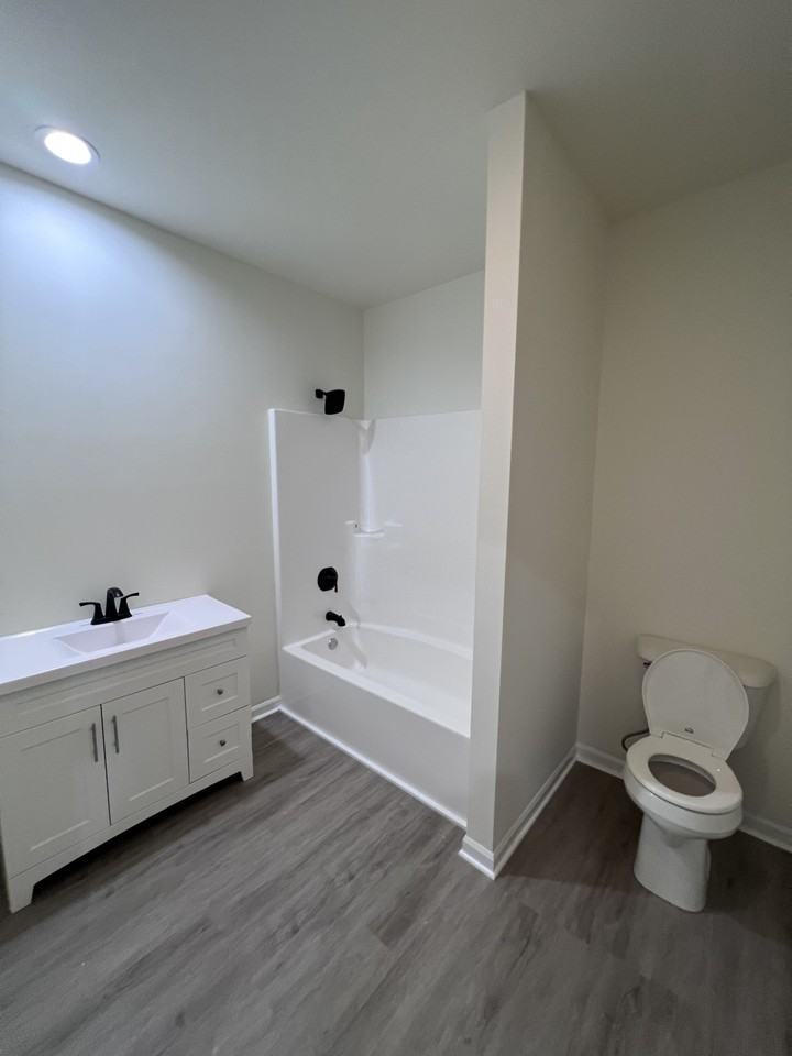 849 1st St #C - Photo 3 of 14