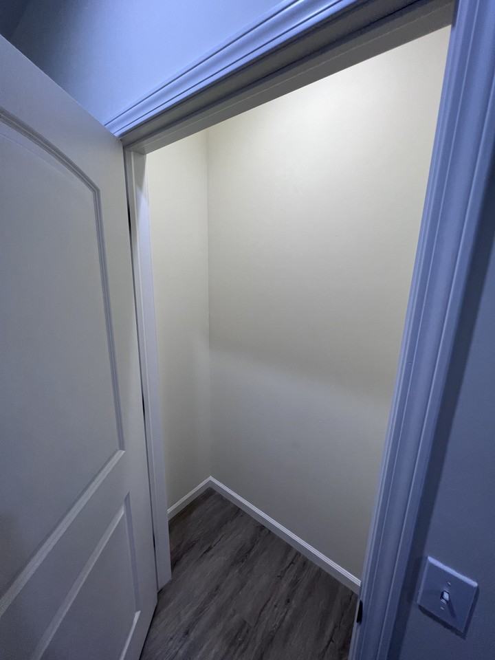 849 1st St #C - Photo 6 of 14