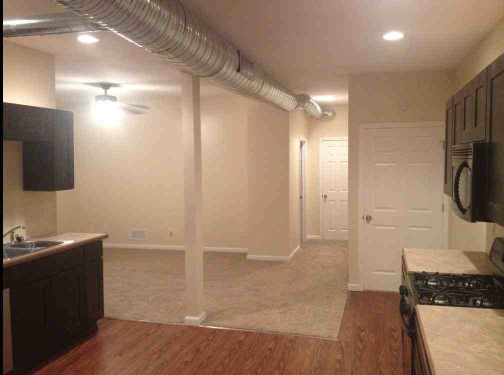 532 Forest Ave Apt 2 #NA - Photo 5 of 11