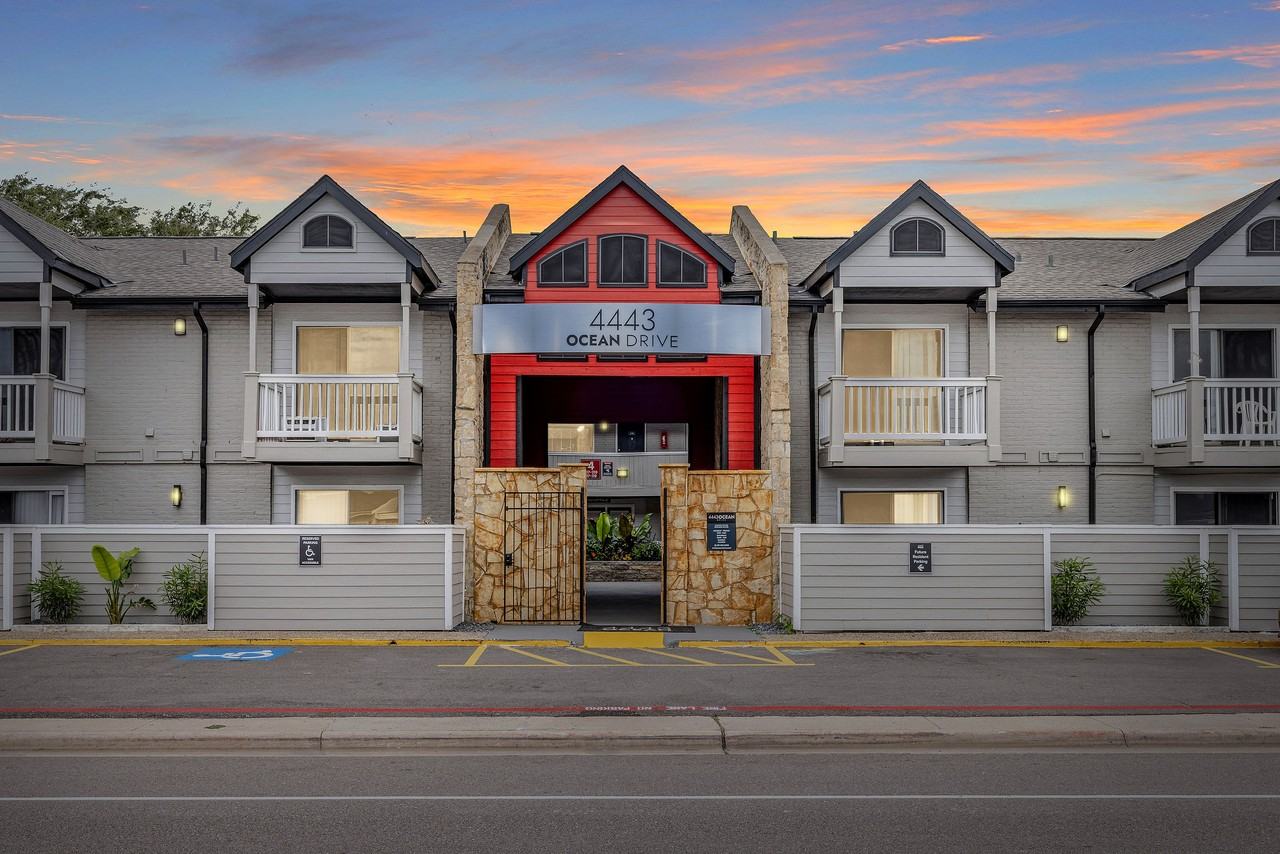 4443 Ocean Drive - Photo 2 of 47