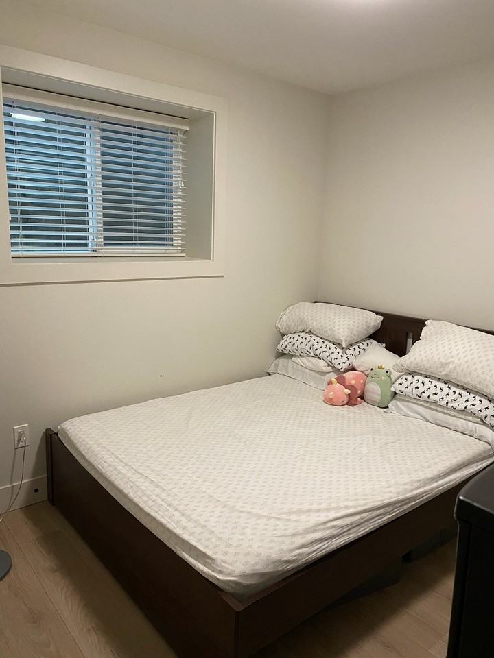 1306 6th Avenue - Photo 3 of 4