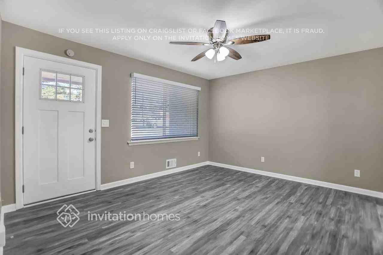 2173 Galway Ln - Photo 2 of 23