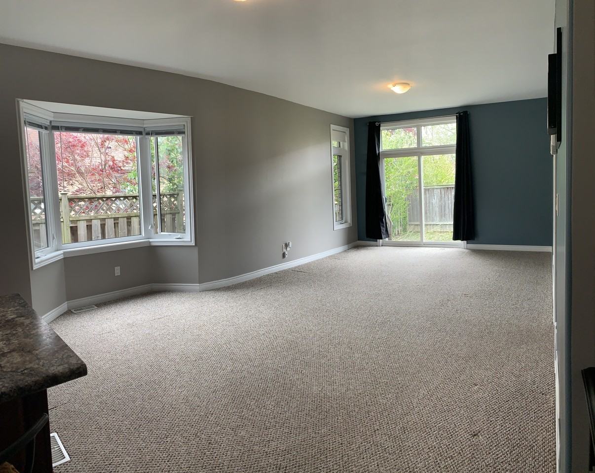 111 South Cayuga Street East, Unit 1, Dunnville - Photo 2 of 35