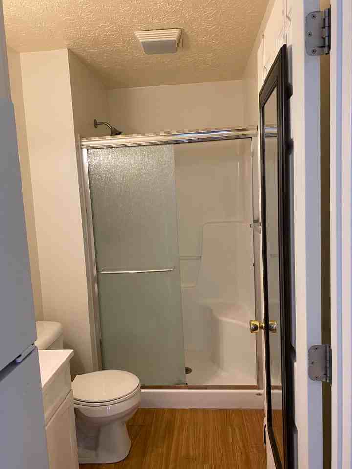 Eagles Pine Apartments - Photo 3 of 10