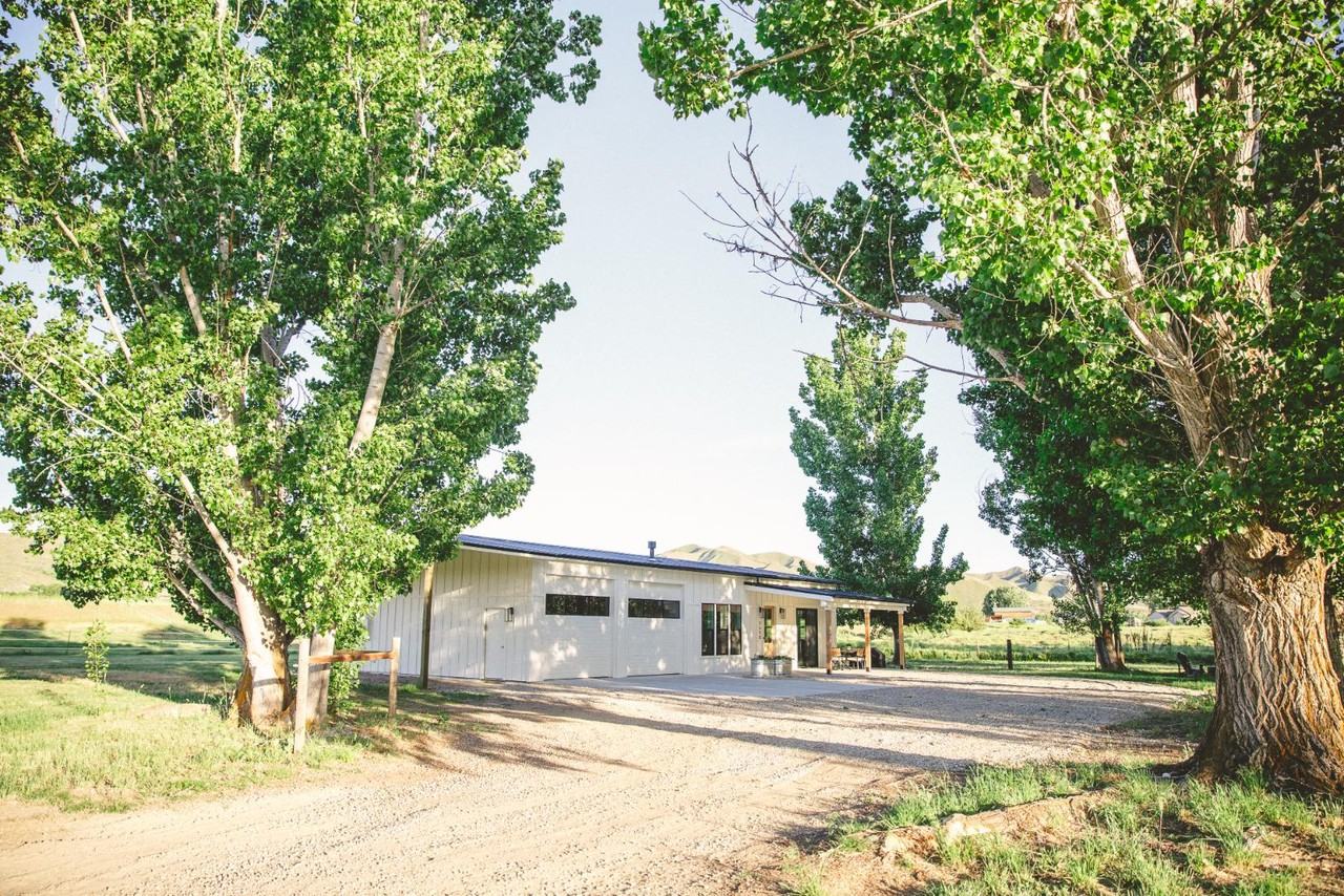 2650 N Plaza Rd - Photo 3 of 20