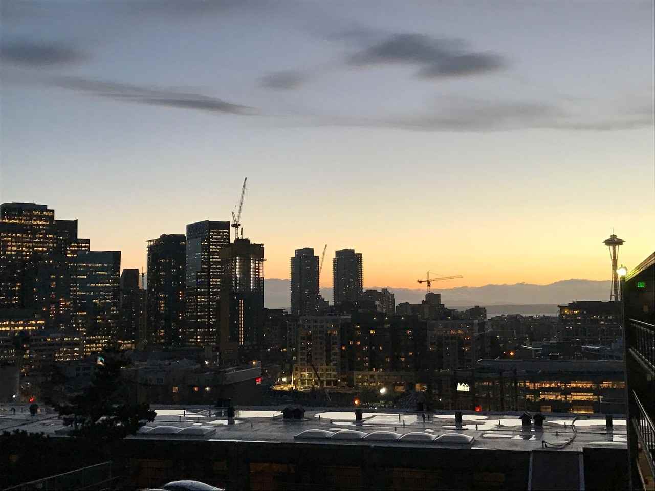 Viewmont Apartments | SPECIAL OFFER: Second Month FREE RENT! - Photo 5 of 38