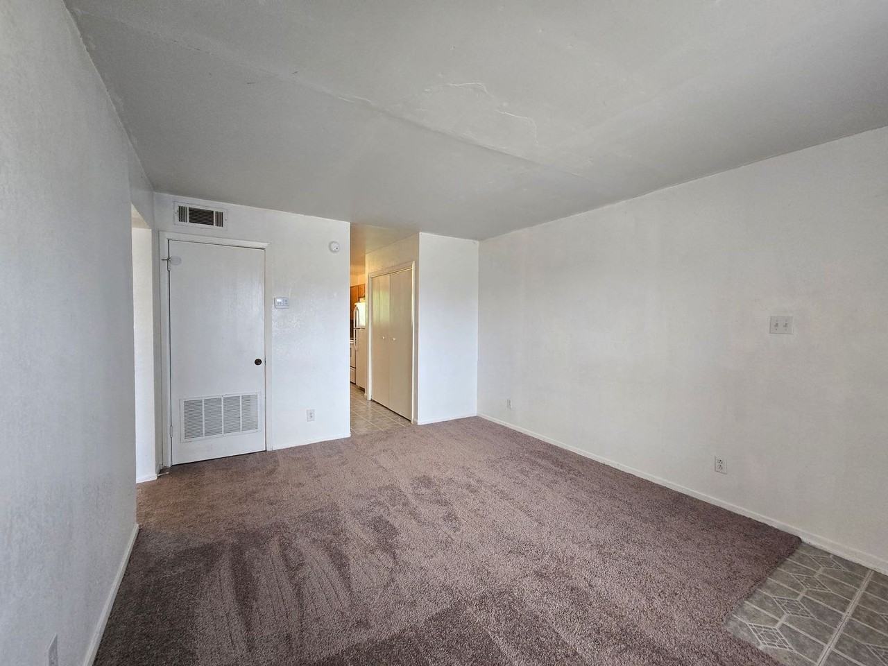 1305 Quail Cir #A - Photo 6 of 19