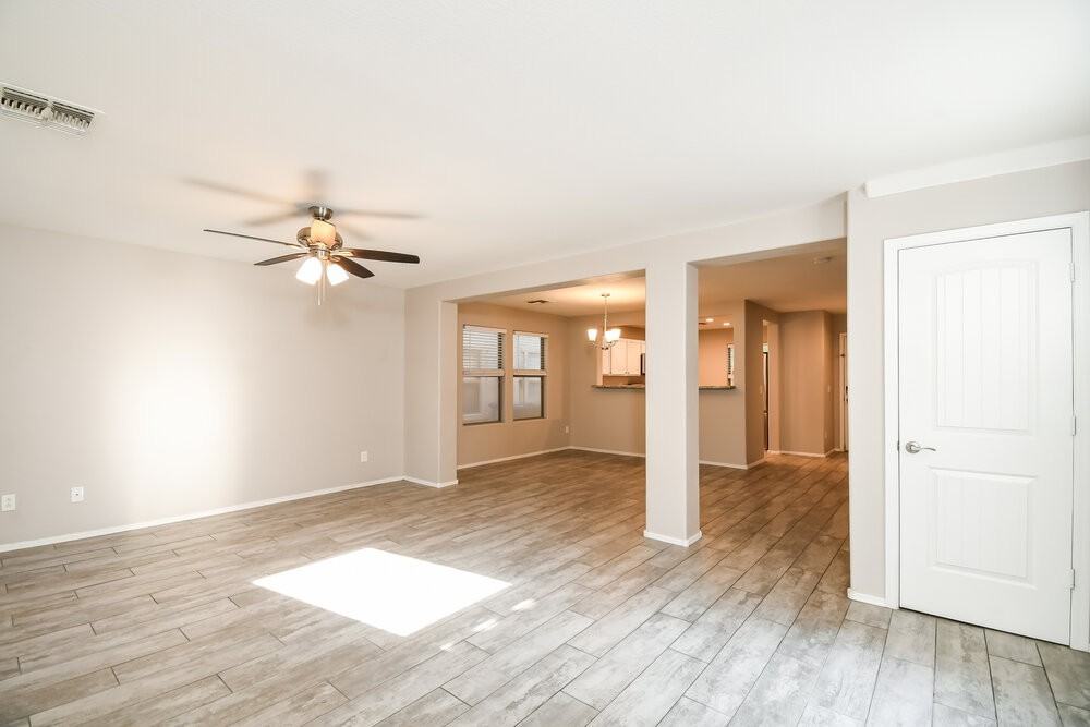 21153 E Stonecrest Dr - Photo 6 of 17