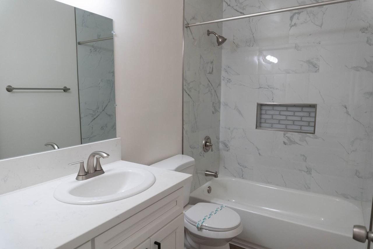 Orange Glen - Photo 7 of 22