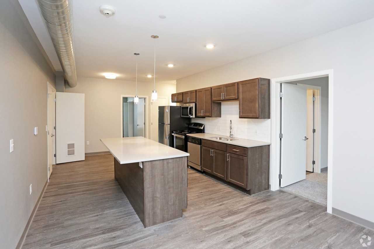 Forest Avenue Village - Photo 7 of 9