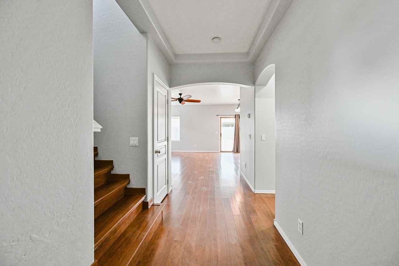 10950 West Royal Palm Road - Photo 3 of 24