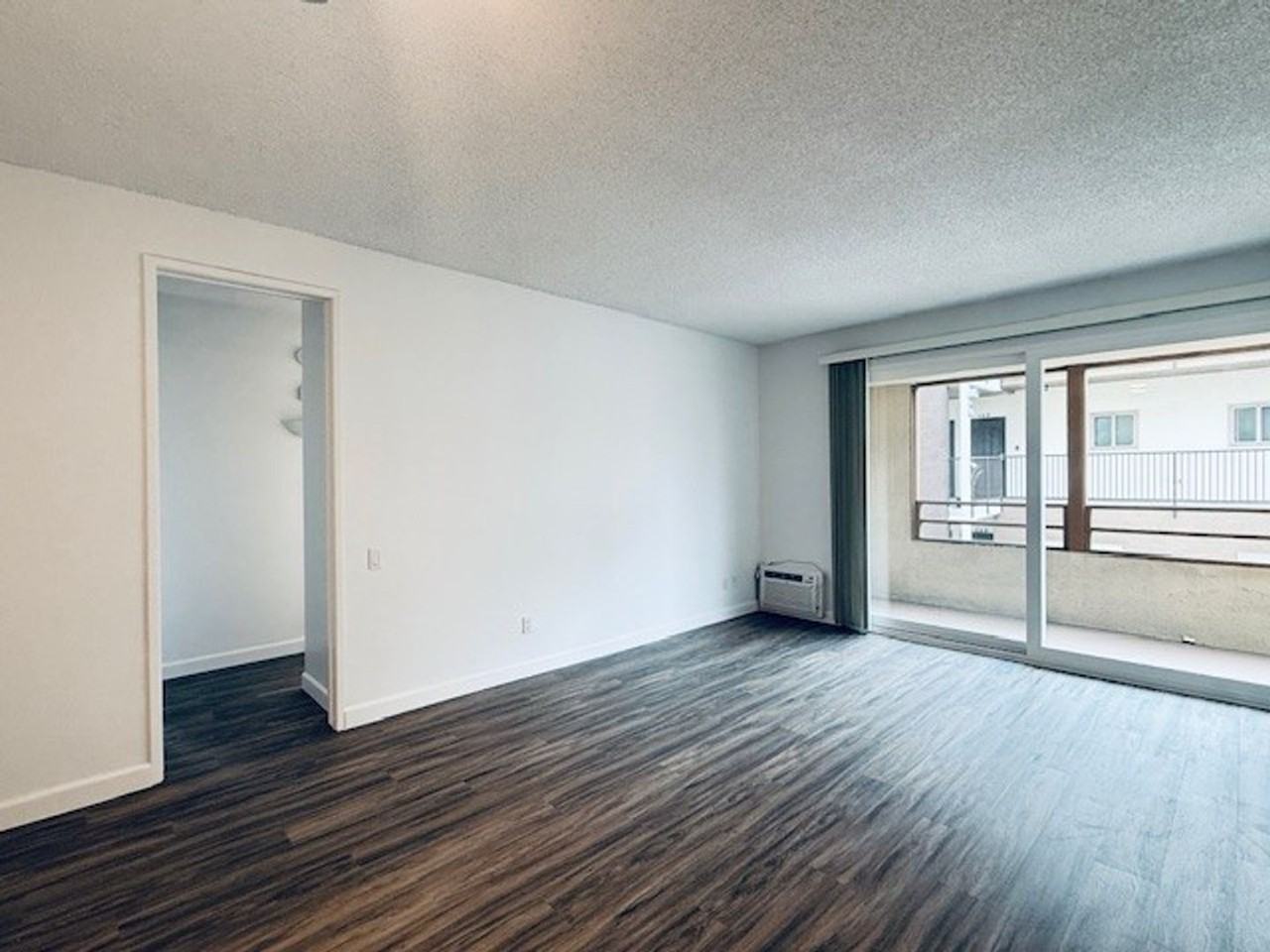 13801_FRONT STREET - Photo 7 of 19