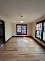 featured image of 7 Washington St