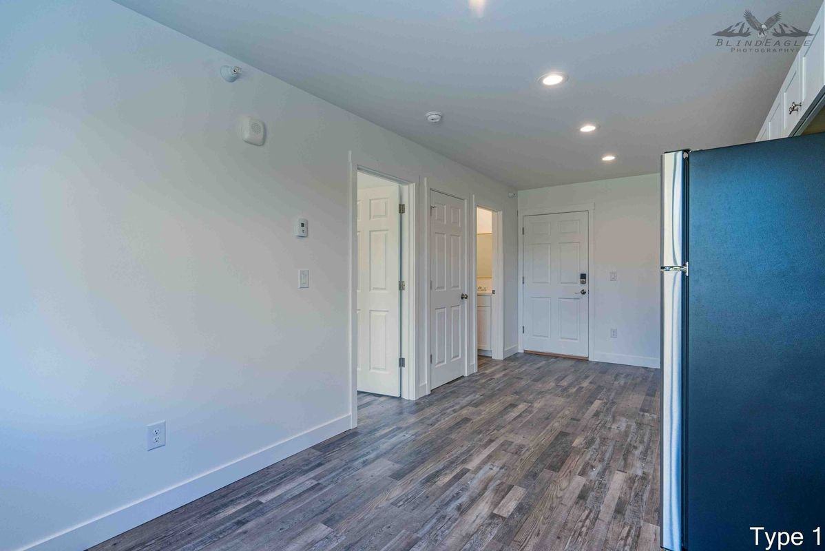 415 E Beaver Ave - Photo 2 of 10