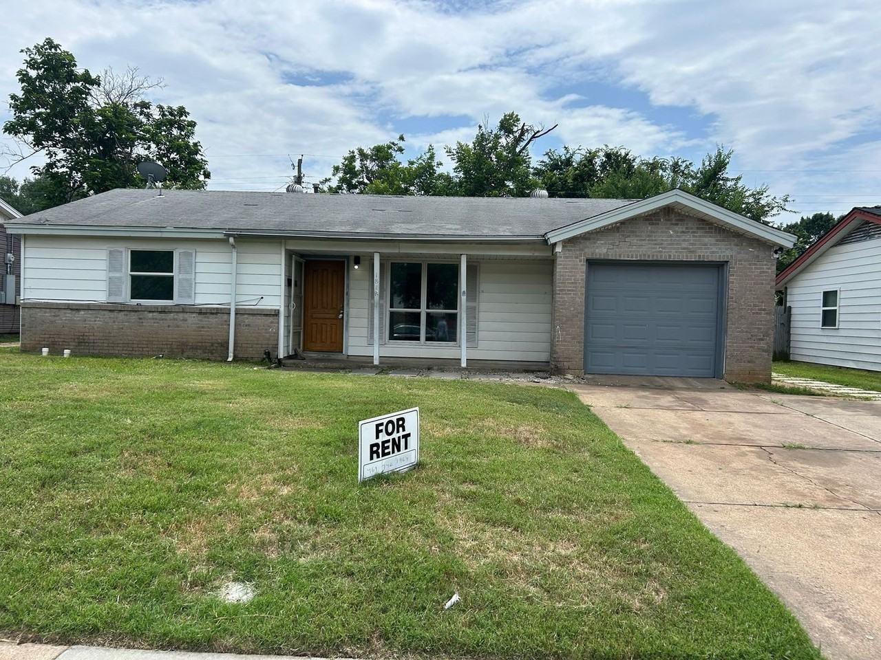 1818 Anderson St - Photo 3 of 17