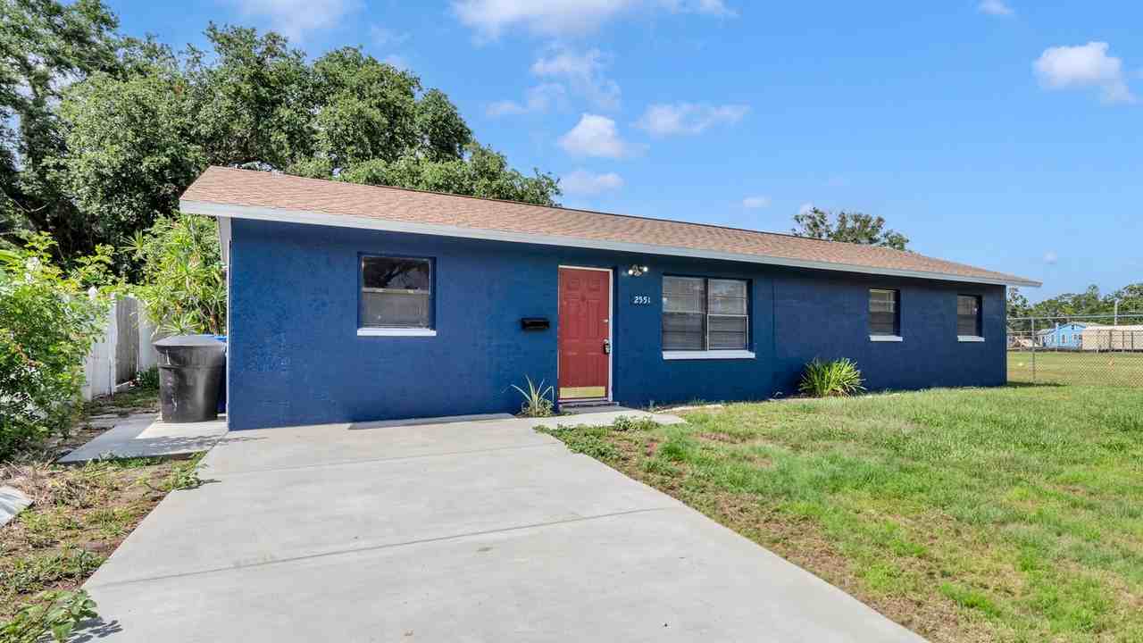 2551 26th Ave S - Photo 3 of 32