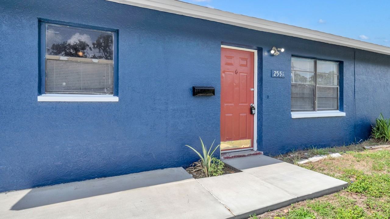 2551 26th Ave S - Photo 5 of 32
