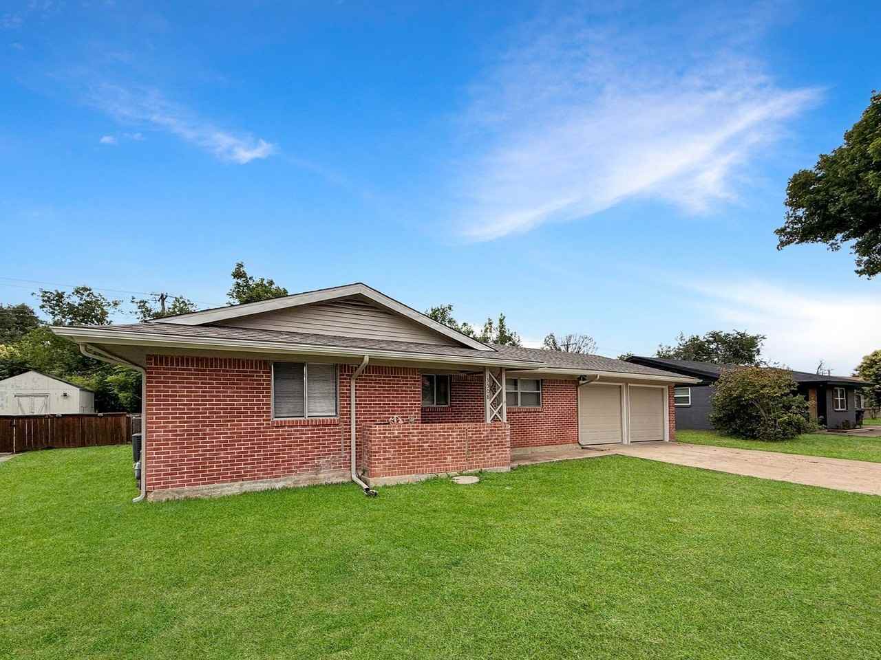 3508 Coronado Ct - Photo 2 of 24