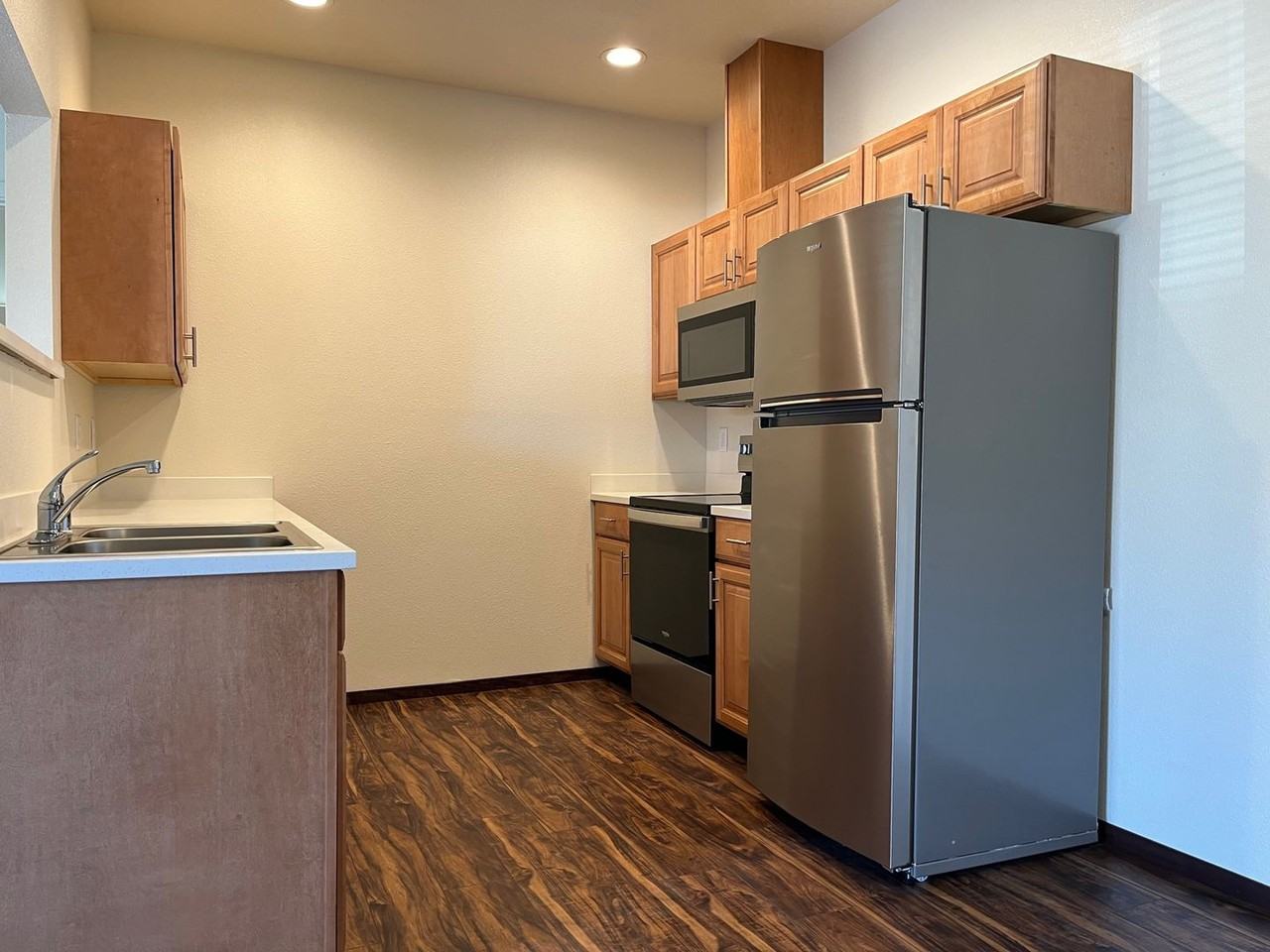 481 Nunneley Rd - Photo 2 of 7