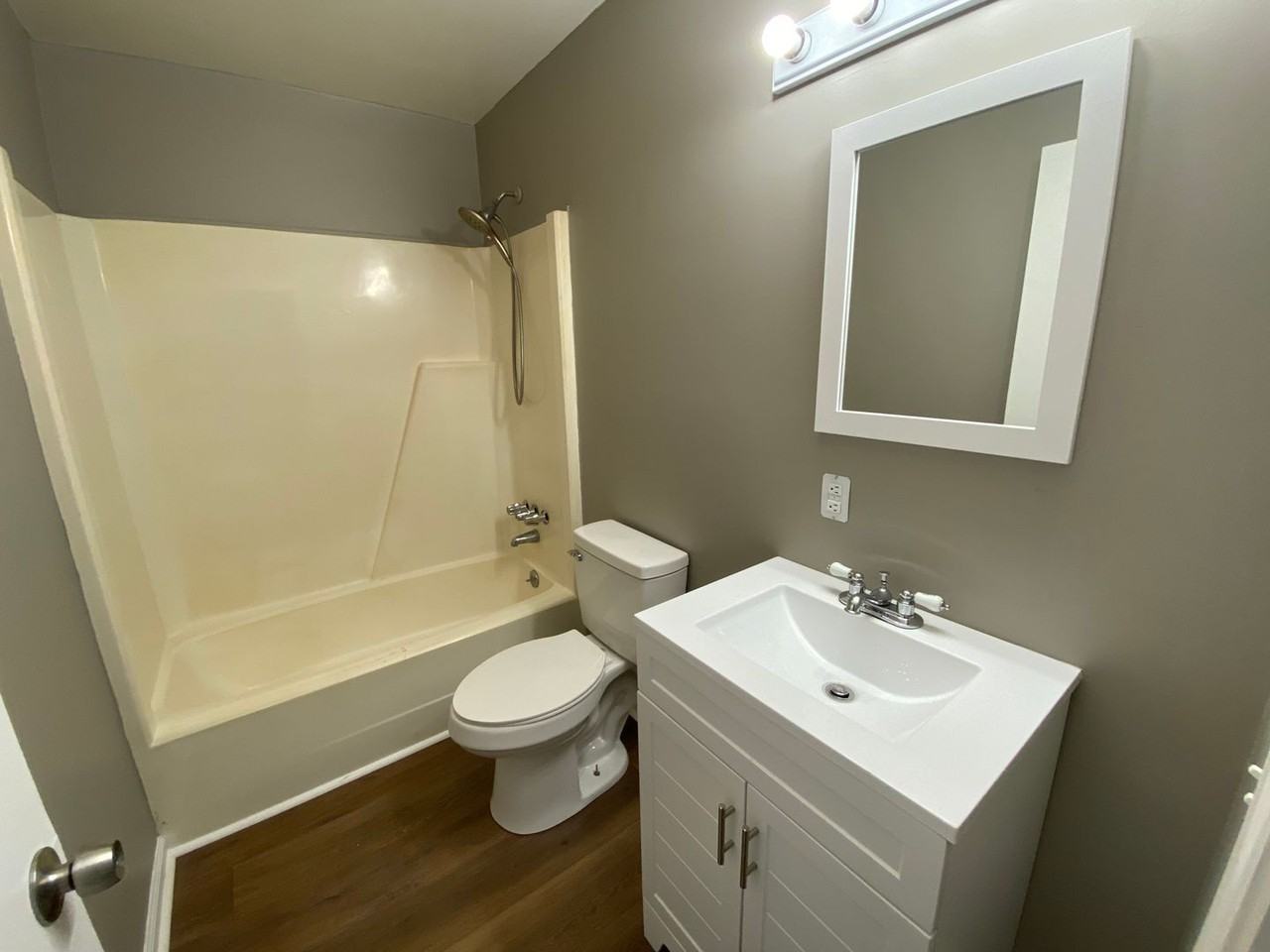 1 Edwards St Sw - Photo 7 of 16