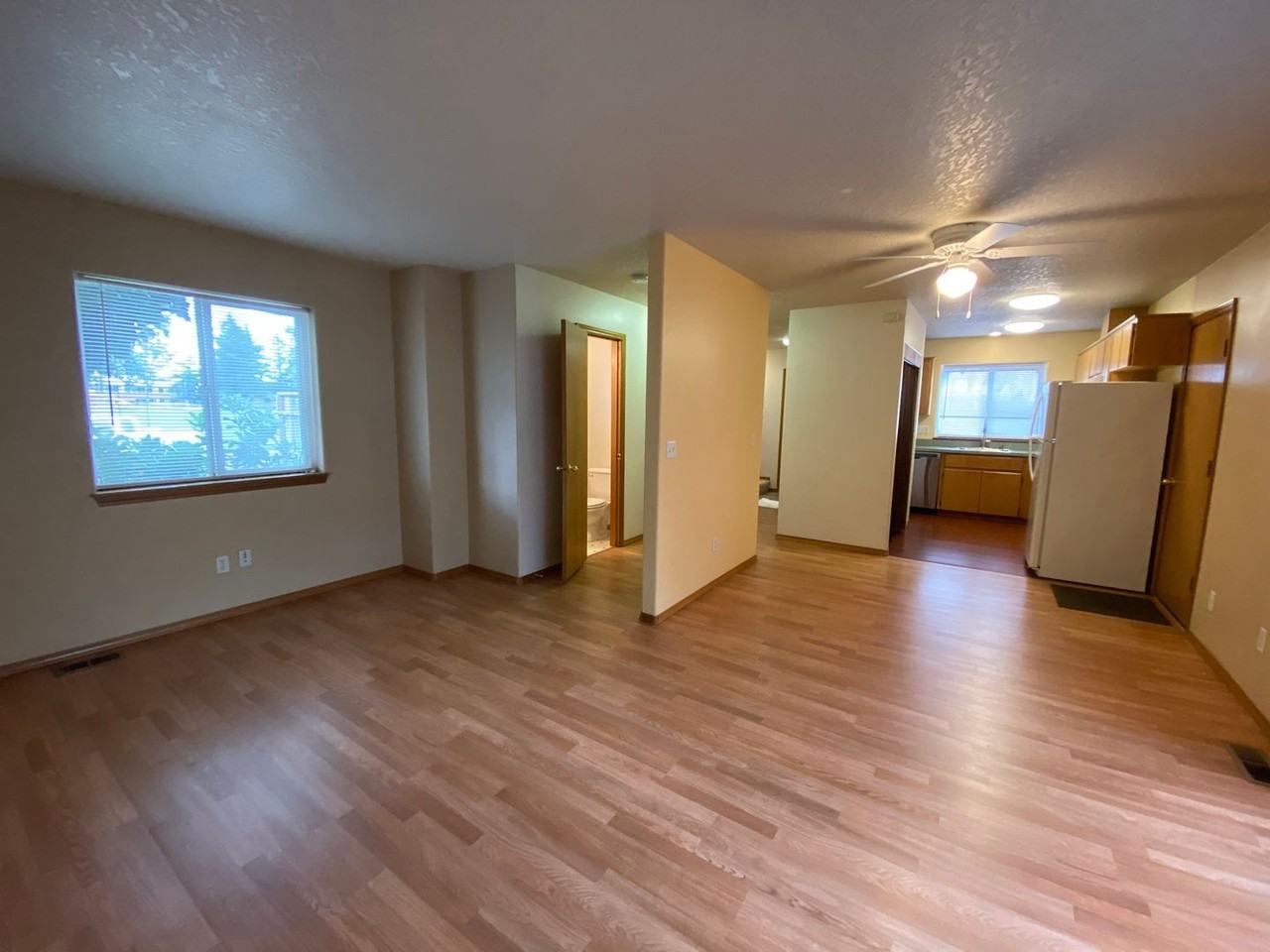 3110 Ne 81st Ave - Photo 6 of 23