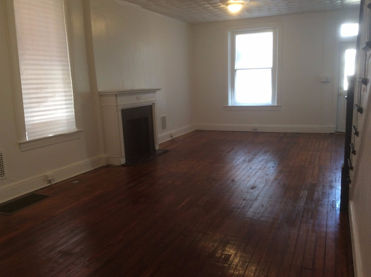 30 Lafayette St - Photo 4 of 11