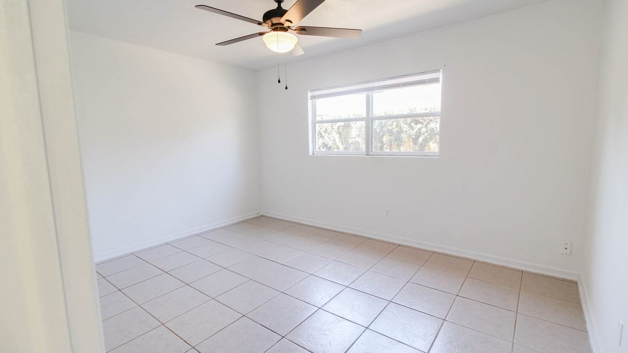 119 Krueger St - Photo 6 of 14