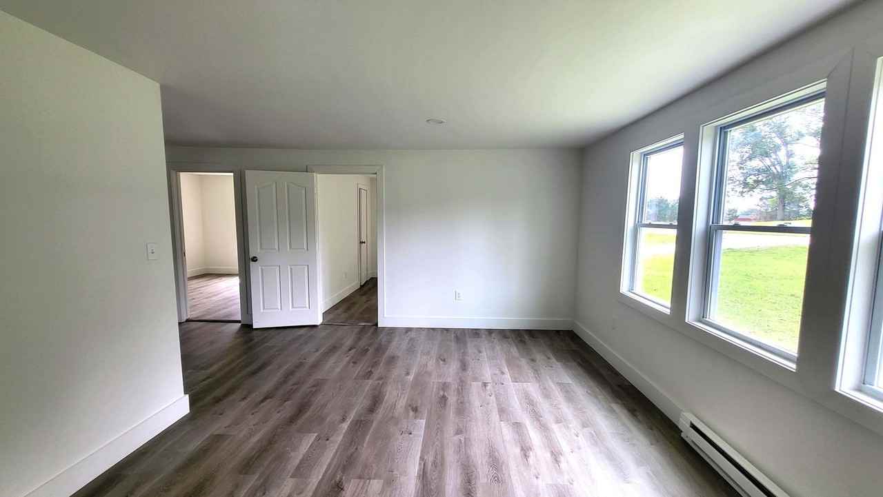 3185 Flat Creek Rd - Photo 3 of 9