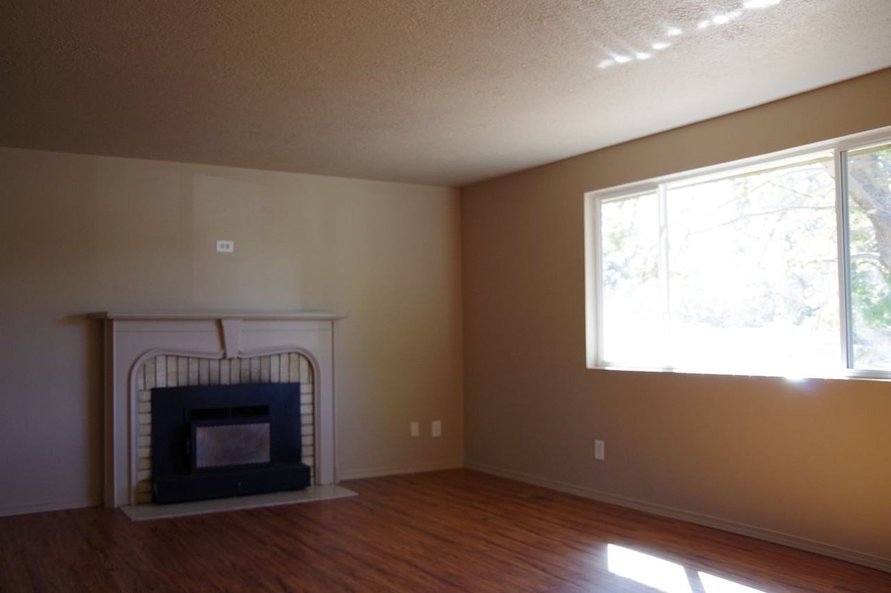 2816 S Malibu Rd - Photo 2 of 28