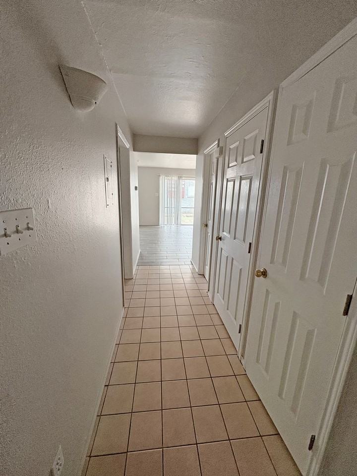 Cielo Vista Apartments - Photo 5 of 19