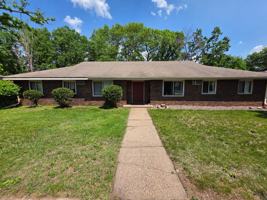 featured image of 2552 Spooner Ave