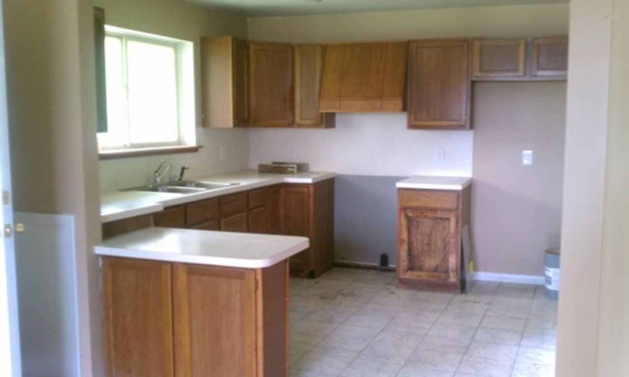 4636 Starmer Dr - Photo 4 of 11