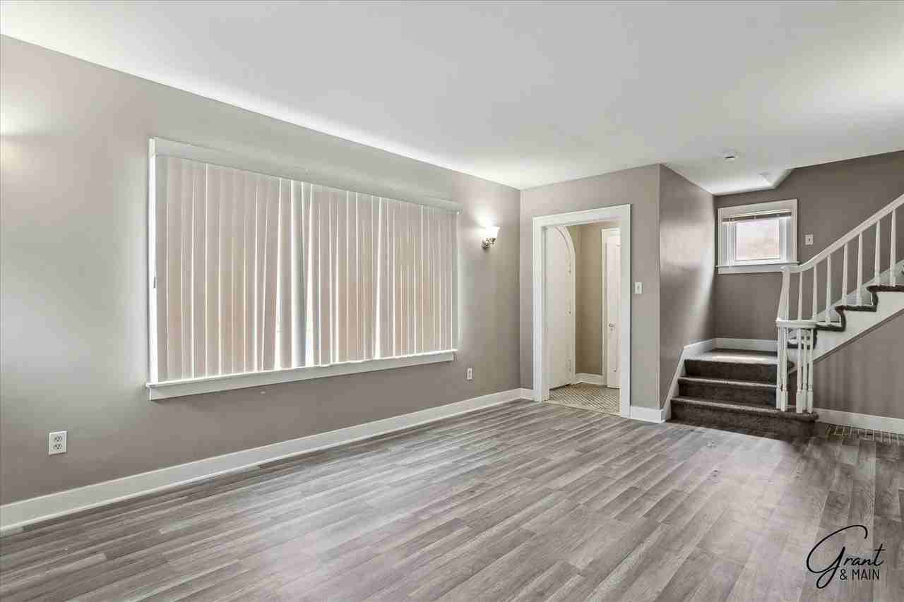 15501 Asbury Park - Photo 4 of 34