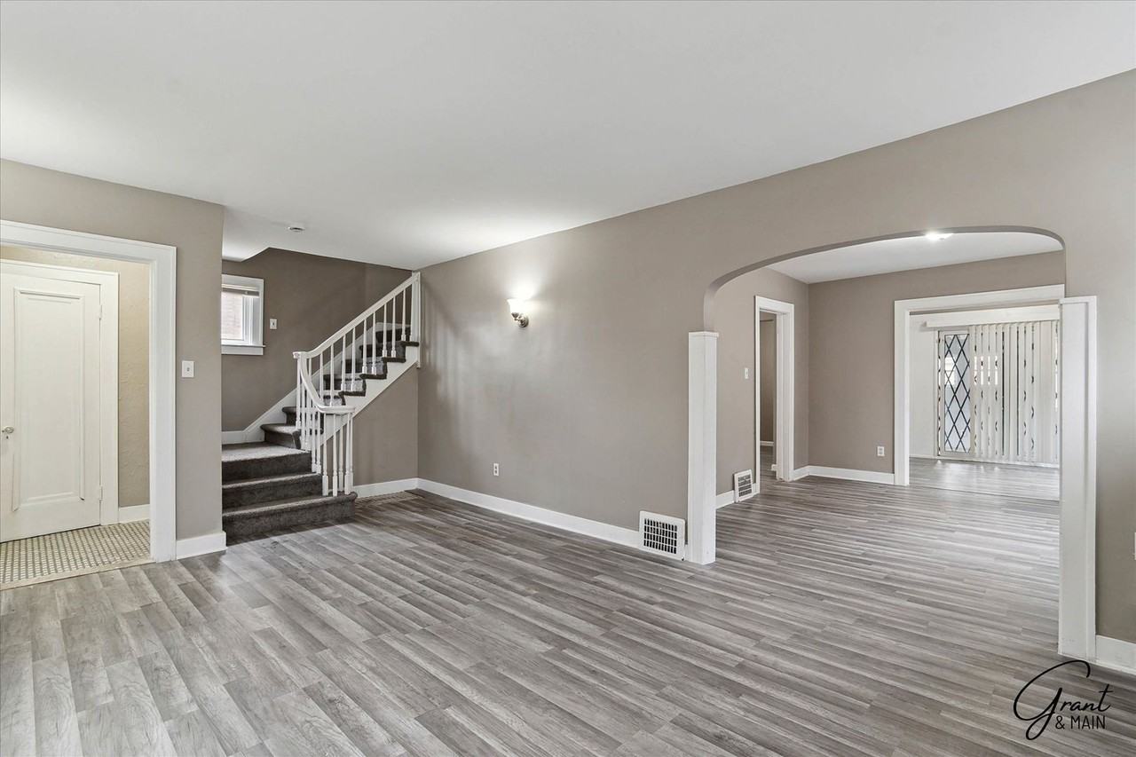 15501 Asbury Park - Photo 5 of 34