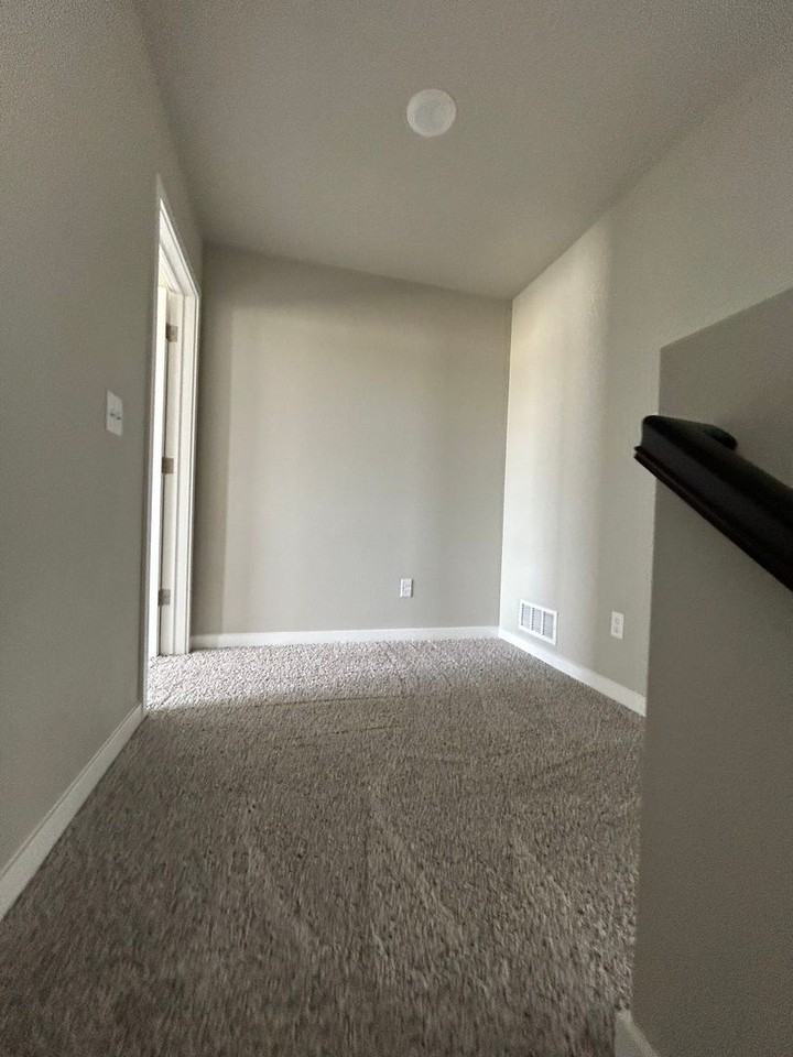 3908 Scorpio Dr - Photo 3 of 23